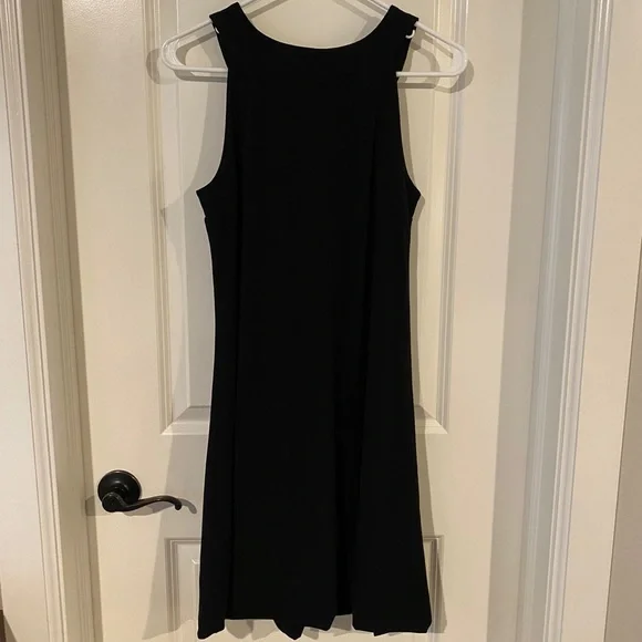 Elle Women’s Dress - Picture 4 of 6